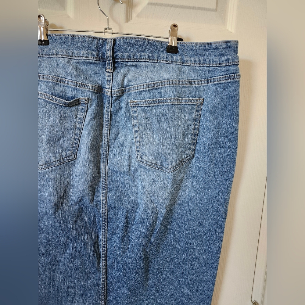 torrid Medium Blue Denim Skirt with Button Detail - Picture 8 of 8
